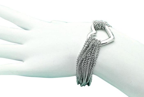 9 Stunning Designs of Heart Bracelets for Ladies