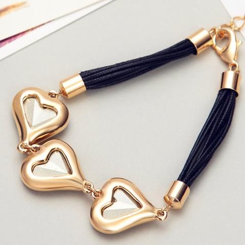 9 Stunning Designs of Heart Bracelets for Ladies