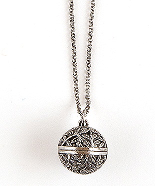 9 Latest Designs of Chain Lockets for Men and Women