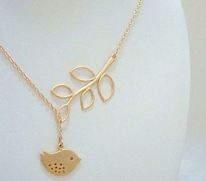 9 Latest Designs of Chain Lockets for Men and Women