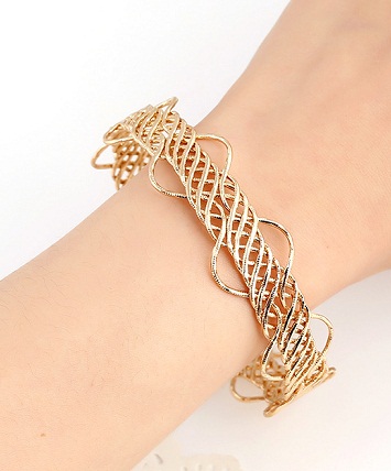 15 Latest Models of Designer Bangles for Special Occasions