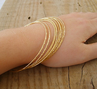 15 Latest Models of Designer Bangles for Special Occasions