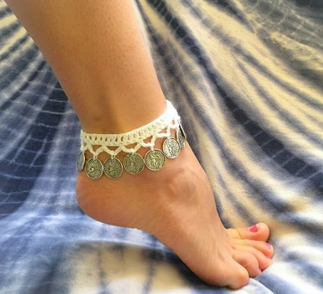 9 New Designs of Crochet Anklets For Men and Women