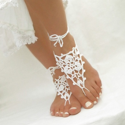 9 New Designs of Crochet Anklets For Men and Women