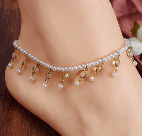 9 Modern and Simple Anklets Designs For Men and Women