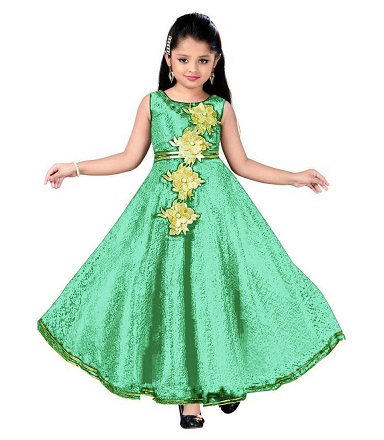 9 Modern Designs of Green Color Frocks for Stunning Look