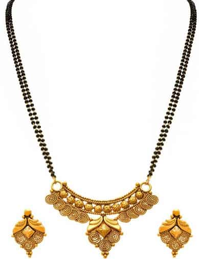30 Timeless Gold Mangalsutra Designs for Modern Brides