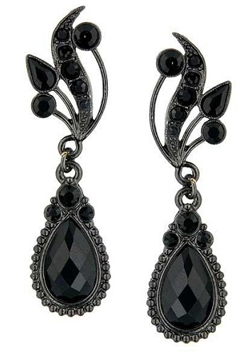 15 Stunning Designs of Drop Earrings for Attractive Look