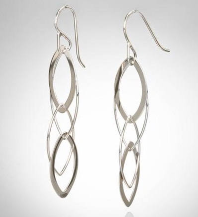 15 Stylish Designs of Dangle Earrings With Different Metals