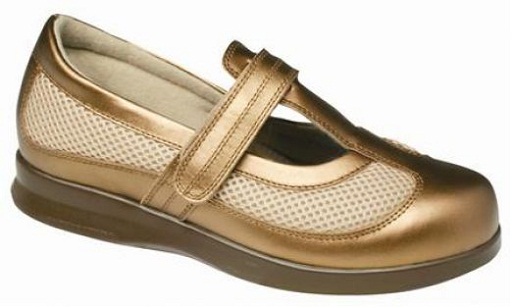 10 Comfortable Diabetic Shoes for Men and Women