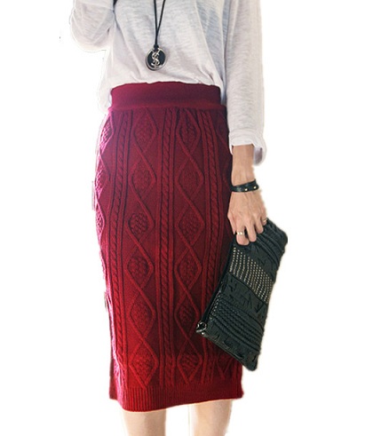 15 Stunning Designs of Winter Skirts for Women To Keep Warm