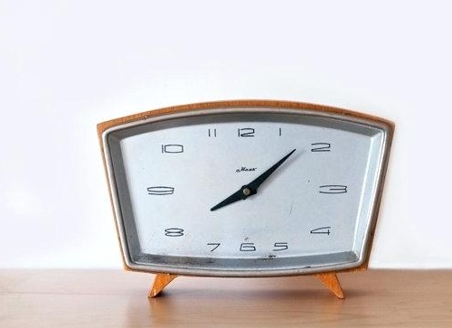 15 Latest Designs of Table Clocks for Home Decoration