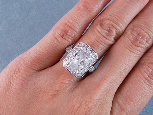 2 CT Diamond Rings - 9 Best Grade and Trending Designs