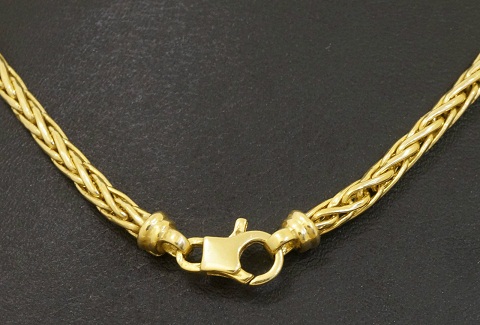 25 Latest Designs of Long Gold Chains for Gents and Ladies