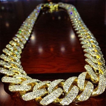 35 Modern Collection of Gold Chain Designs for Women in 2023