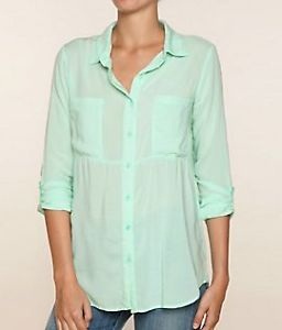 15 Classic Designs of Button Down Shirts For Men and Women