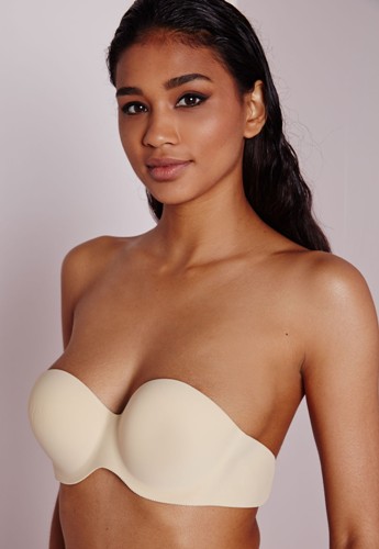 15 New Collection of Backless Bras for Modern Dresses