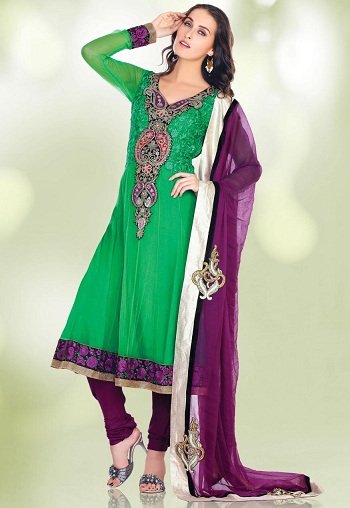 15 Stunning Designs of Purple Salwar Suits for Regal Look
