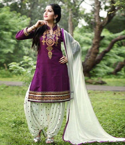 15 Stunning Designs of Purple Salwar Suits for Regal Look