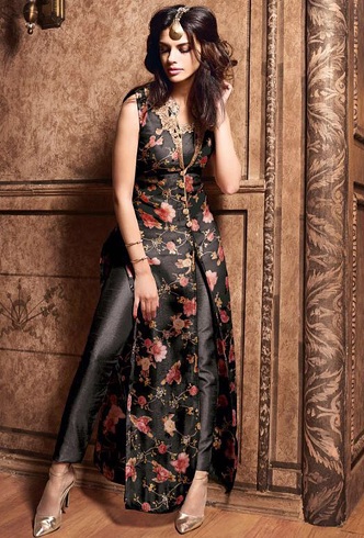 15 Gorgeous Designs of Straight Salwar Suits for Stylish Look