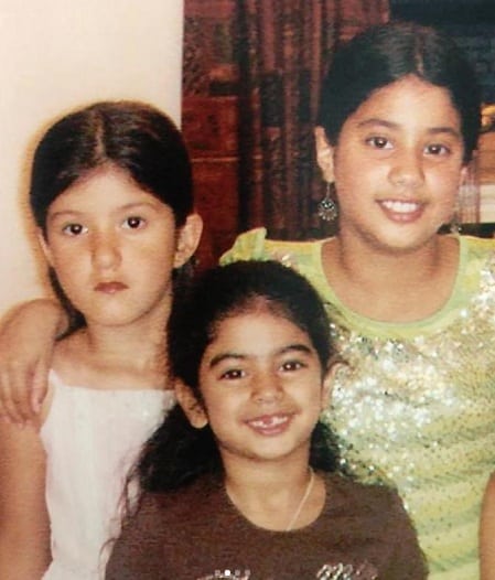 20 All Time Unseen Pics of Actress Janhvi Kapoor from Age 1-26
