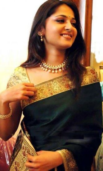 Anushka Shetty in Saree - 15 All-Time Beautiful Looks! | I Fashion Styles