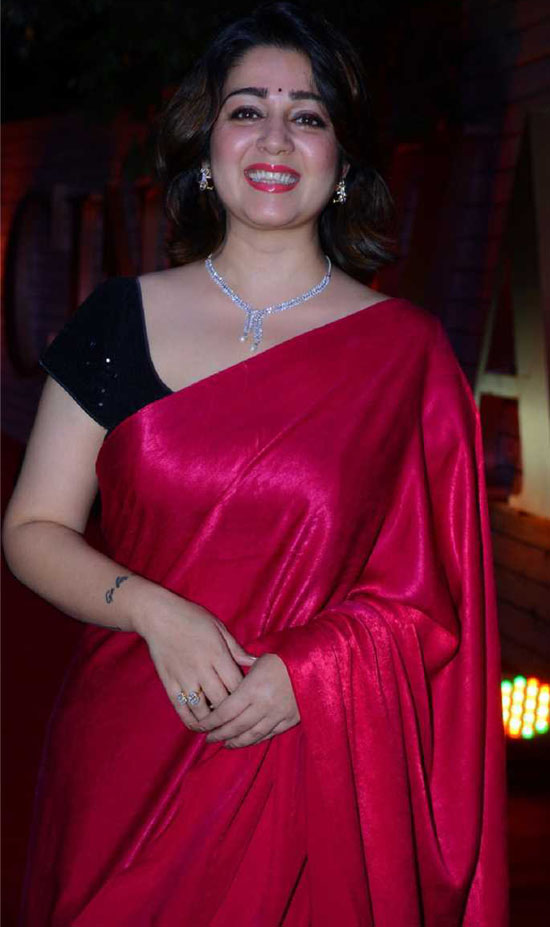 50 Hot Looking South Indian Heroines Saree Designs Pics 2025