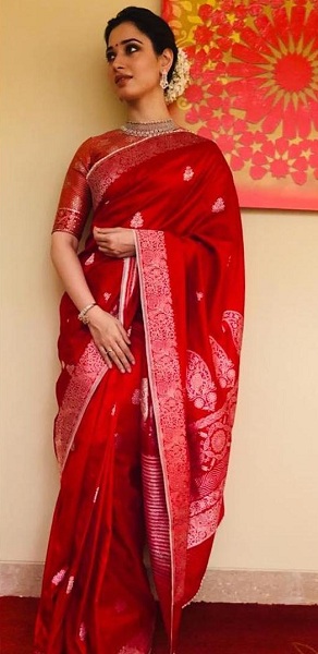Stunning Images of Tamanna in Saree - 20 Latest Pics