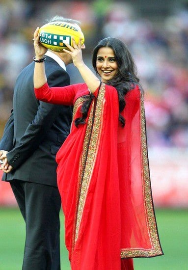 10+ Beautiful Looks of Vidya Balan in Saree - Latest Pics