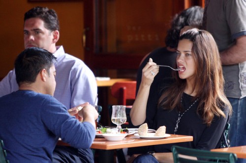 Adriana Lima Beauty Tips and Secrets | I Fashion Styles