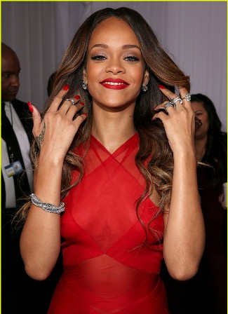 Top 9 Rihanna Beauty Tips and Fitness Secrets