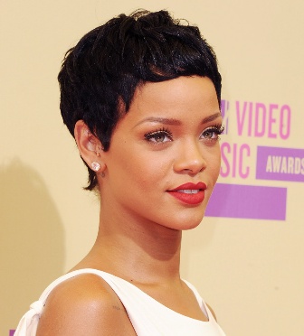 Top 9 Rihanna Beauty Tips and Fitness Secrets
