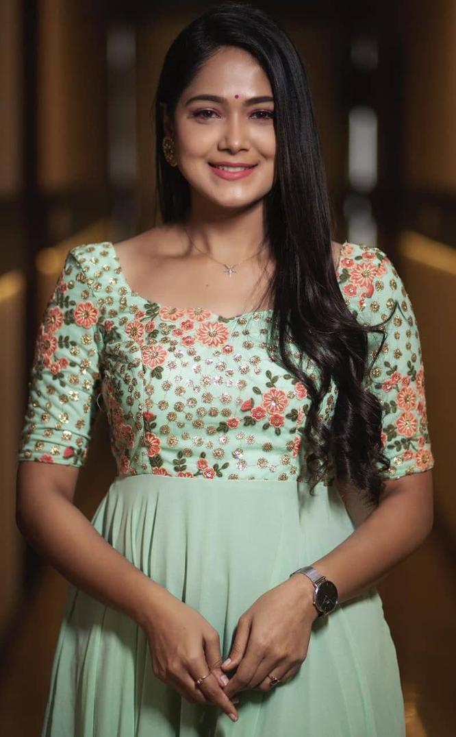 40 Hottest Women in Kannada Film Industry (Sandalwood)