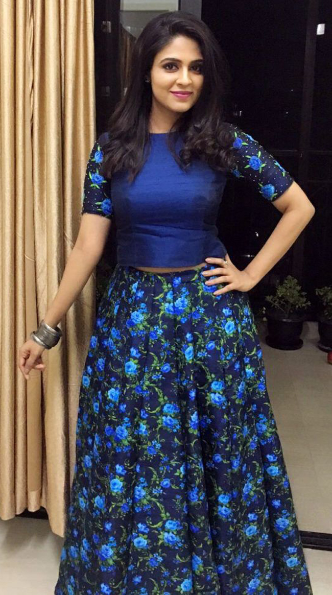 Mallu Hot: 40 Beautiful Malayali Women in Kerala Films 2024