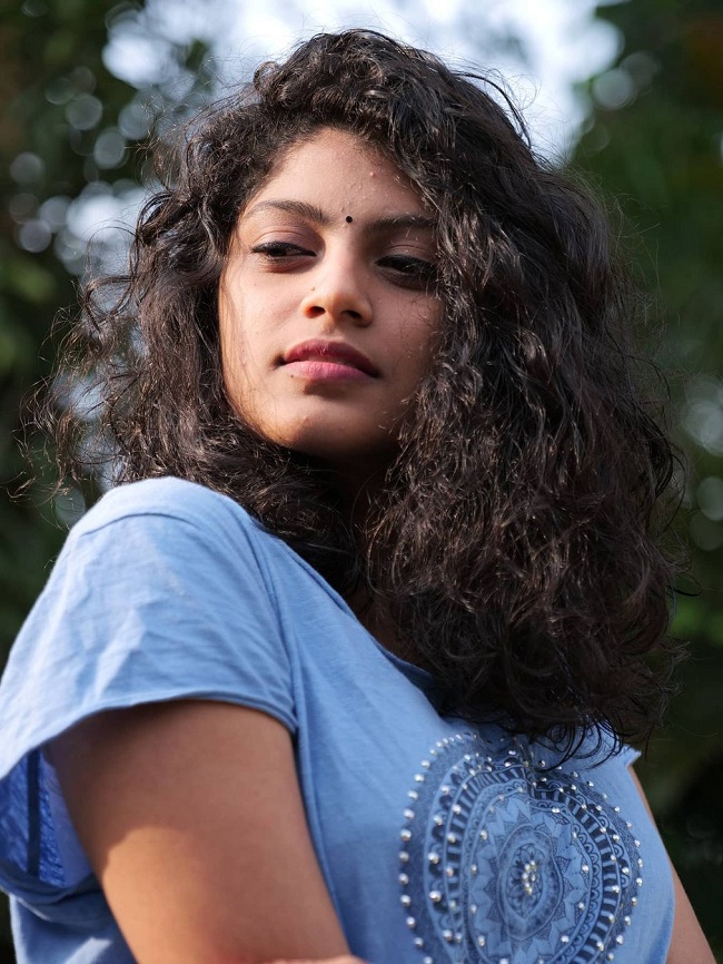 Mallu Hot: 40 Beautiful Malayali Women in Kerala Films 2024