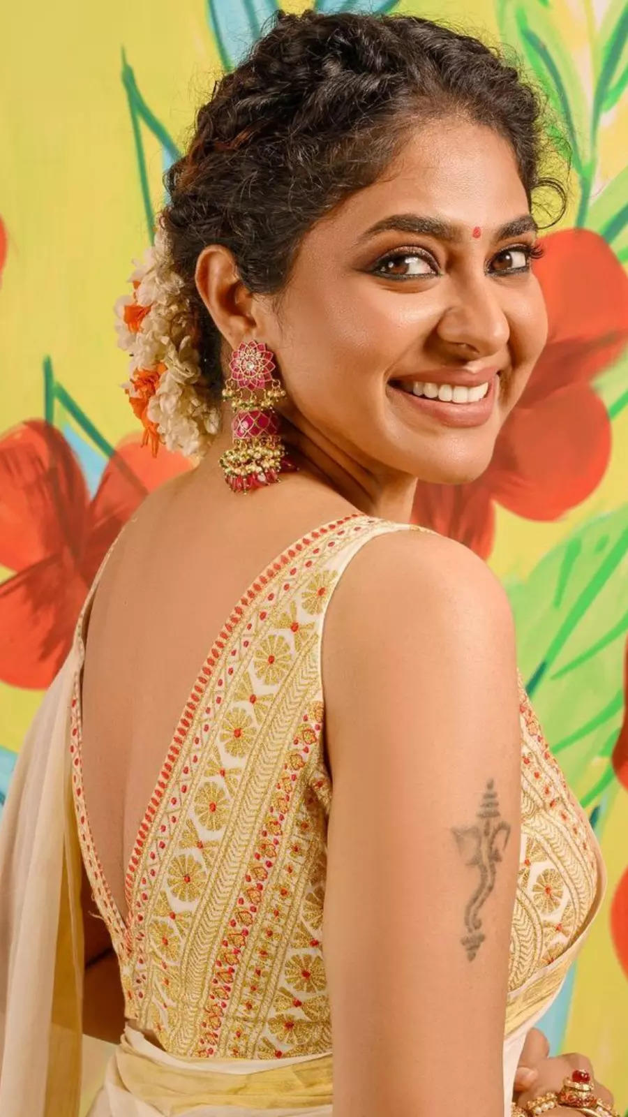 Mallu Hot: 40 Beautiful Malayali Women in Kerala Films 2024