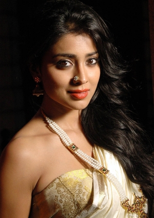 Shriya Saran Beauty Tips and Fitness Secrets | I Fashion Styles