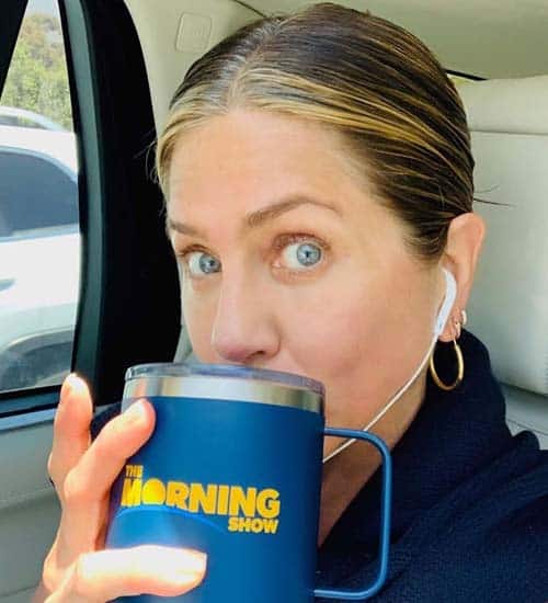 12 Latest Pictures of Jennifer Aniston without Makeup