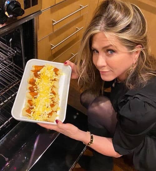 12 Latest Pictures of Jennifer Aniston without Makeup