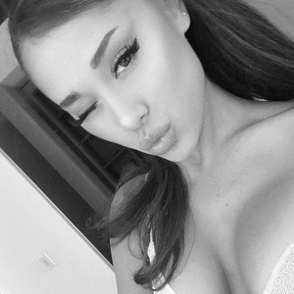 Ariana Grande Without Makeup: How Does She Looks?