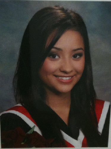 15 Recent Pictures of Shay Mitchell Without any Makeup | I Fashion Styles