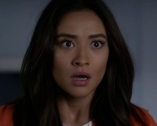 15 Recent Pictures of Shay Mitchell Without any Makeup | I Fashion Styles