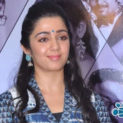 Top 9 Charmi Without Makeup | I Fashion Styles