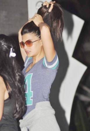 10 Best Jacqueline Fernandez Without Makeup Pictures