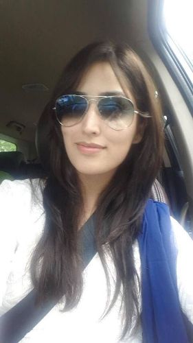 Top 9 Yami Gautam Without Makeup Pictures | I Fashion Styles