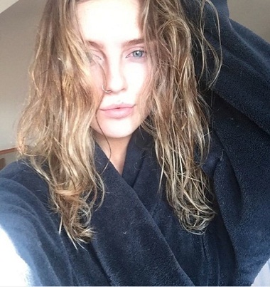 10 Pictures of Perrie Edwards without Makeup | I Fashion Styles