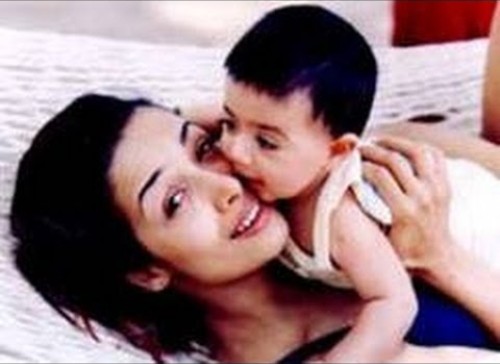 Top 9 Malaika Arora Without Makeup | I Fashion Styles