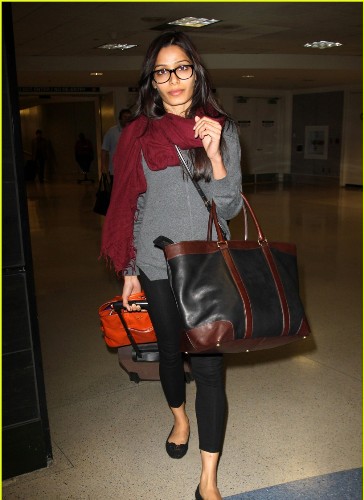 Top 9 Freida Pinto Without Makeup | I Fashion Styles