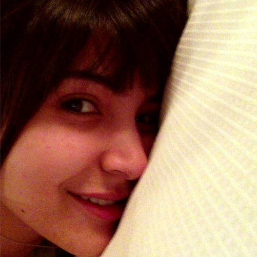 15 Best Anushka Sharma Without Makeup Photos | I Fashion Styles