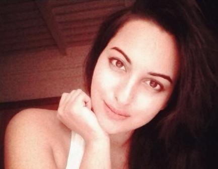 10 Best Images Of Sonakshi Sinha Without Makeup | I Fashion Styles